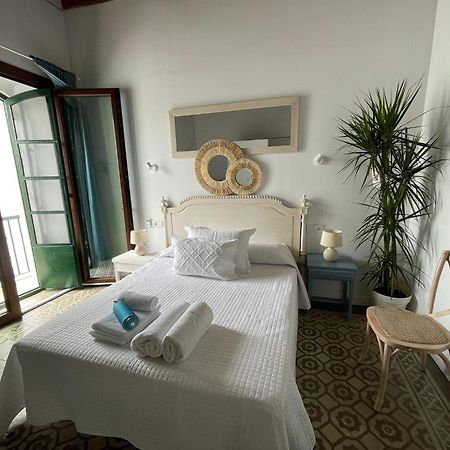 Dona Lola Rooms 科尼尔-德拉弗龙特拉 外观 照片
